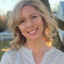 Donna Troupe's Instagram, Twitter & Facebook