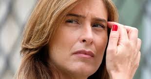 Check spelling or type a new query. Verifica Retroscena Su Maria Elena Boschi Ah Complimenti Una Frase Per Umiliare Gualtieri E Un Gelo Siderale Libero Quotidiano