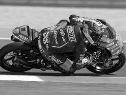 Silverstone crash dovi im krankenhaus quartararo erklart. Jason Dupasquier Nach Unfall In Moto 3 Verstorben Formel 1 Stars Reagieren
