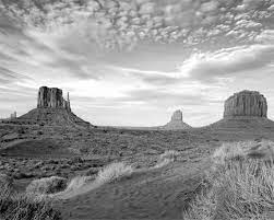 Monument Valley Photo Arizona Print Black White Photography Etsy Monument Valley Monument Valley Arizona Black And White Landscape