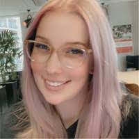 Tara Edmondson's Instagram, Twitter & Facebook