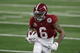 Football has been strange this season. College Football Awards 2020 Results Winners Highlights And Twitter Reaction Bleacher Report Latest News Videos And Highlights