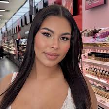 What financial assistance is available for a college student in an 8-week  full-time carpentry upgrading program?