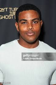 90 Photos & High Res Pictures