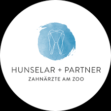 Watch our video tutorial on how to create your logo. Arzt Logo Zahnarzt Logo Fur Ihre Praxis Docrelations Gmbh
