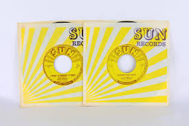 Sold at Auction: Elvis Presley Set of (5) Original 1955 Vinyl 45 Singles  From Sun Records