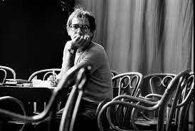 Maybe it is worth investigating the unknown, if only because the very feeling of not knowing is a painful one.krzysztof kieslowski. Krzysztof Kieslowski Zycie I Tworczosc Artysta Culture Pl