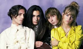 But damiano has refuted the idea that he had taken cocaine during the final, saying thomas raggi, the band's guitarist, had simply broken a glass in the green room. Maneskin Eta Chi Sono Carriera E Biografia Canzone Sanremo 2021 The Italian Times