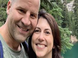 Find dan's email address, phone number, work history, and more. Philanthropist And Jeff Bezos Ex Wife Mackenzie Scott Marries Seattle School Teacher