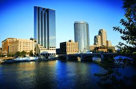Grand rapids is home to the west michigan jazz society, so it's a safe bet that at least one jazz bar could be found here. Grand Rapids Water Water Everywhere Michigan Wildlife Council