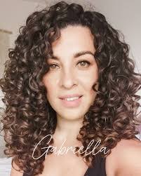 Jennifer Hammett's Instagram, Twitter & Facebook