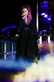 Skyscraper The Neon Lights Tour Demi Lovato Demi Lovoto Lovato