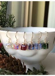 Designs By Isabelle Christmas Gift Earrings Handmade Wire Jewelry Jewelry Crafts