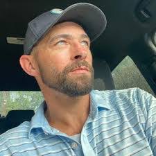 Mike Consiglio's Instagram, Twitter & Facebook