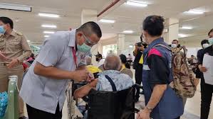 วัคซีนโควิดแอสตราเซเนกา (astrazeneca covid vaccine) หรือชื่อตามที่บริษัทผู้ผลิตเรียกคือ azd1222 เป็นวัคซีนโควิดที่คิดค้นโดยบริษัทแอสตราเซเน. Bloh7k5xlpia M