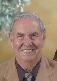 Dee Workman's Instagram, Twitter & Facebook