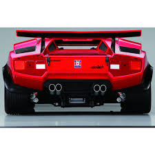 It is one of the many exotic designs developed by italian design house bertone. Lamborghini Countach Lp500s Automodell Massstab 1 8