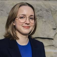 Crystal Sivert's Instagram, Twitter & Facebook