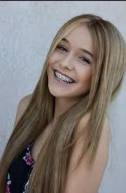 Lila Burton's Instagram, Twitter & Facebook