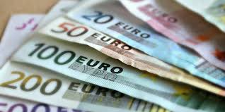 Zehn euro pro stunden sind hier sicherlich möglich. Schnell Geld Verdienen Mit Diesen 10 Jobs Gelingt Es Grunder De