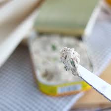 Rillettes De Sardines Simple Et Rapide Recette Ptitchef Video Recette Video Rillettes Recette Sardine En Boite Recette