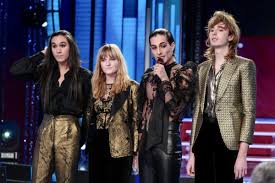 Amandoti di gianna nannini è la canzone che hanno deciso di performare. N 3eklxlhtgqhm