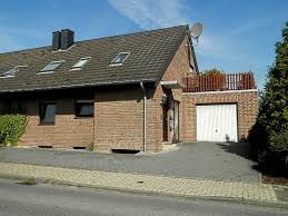 Auf der suche nach einem haus zum kauf in bedburg sind sie hier richtig! Grosse Topgepflegte Dhh Mit Herrlichem Sonnengarten Inklusive Einliegerwohnung Iwv Immobilien Fur Erftstadt Koln Euskirchen Bergheim Bruhl
