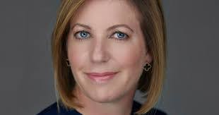 Stephanie Carter's Instagram, Twitter & Facebook