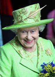Inventory Queen Elizabeth S Green Hats Queen Elizabeth Queen Hat Queen And Prince Phillip