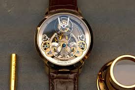 Arnold, and his son john roger arnold, created a successful firm, which became the leading suppliers of the royal navy's timepieces, such was the accuracy of their chronometers. Hands On With The Arnold Son Time Pyramid Tourbillon Watch Oracle Time