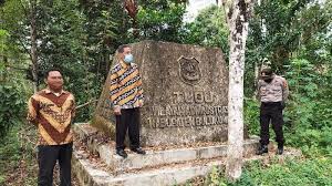Maybe you would like to learn more about one of these? Https Makassar Tribunnews Com 2021 07 24 Pasien Positif Covid 19 Di Sinjai Bertambah 27 Orang Https Cdn 2 Tstatic Net Makassar Foto Bank Images Bupati Sinjai Andi Seto Gadhista Asapa Mengikuti Vaksin Di Rumah Jabatan Bupati Sinjai Jpg Bupati Sinjai