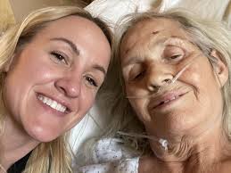 Contribute to Supporting Lori Crist's Hospice & Funeral Costs in memory of  Lori