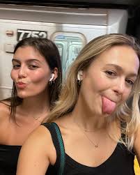 subway dance party partner 🫀🫶🪩