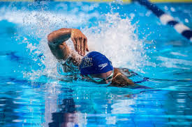 The win gives dressel his first individual olympic gold medal. 50 Meter Im Wunderanzug Caeleb Dressel Bleibt Knapp Uber 20 Sekunden Mit Video Swim De