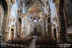 Aperture serali, tramonti sui tetti di palermo e nuove passeggiate culturali organizzate per tutto il periodo estivo. Il Complesso Monumentale Di Santa Chiara All Albergheria