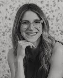 Lisa Blosser's Instagram, Twitter & Facebook