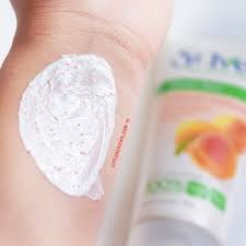 st ives fresh skin apricot cleanser