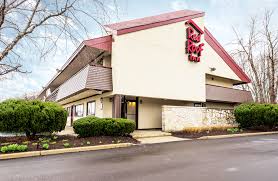 Located within 2.2 miles of downtown marion, adjoined to matter park one of the oldest and largest parks with beautiful. Cheap Hotel Pet Friendly Smoke Free Indianapolis In 46203