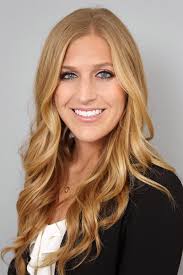 Kristin Dyer's Instagram, Twitter & Facebook