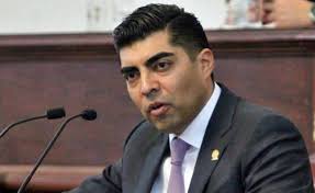 Ex diputado del PES busca reventar Informe de Mancera