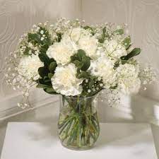 Mom S Flower The Carnation Carnation Wedding Centerpieces White Carnation Bouquet White Carnations Wedding