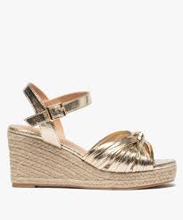 Un choix unique de chaussures compensées femme disponible dans notre magasin. 1g2i1lkkijmmkm