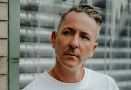 Claus Casper Music & Downloads