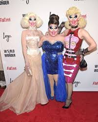 I Found This And I Can T Stop Staring At It Bianca S Face On The Top 3 R Rupaulsdragrace Rupaul Violet Chachki Rupauls Drag Race