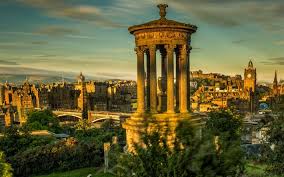 Det finns många anledningar att besöka denna vackra stad! Hamta Bilder Greenside Edinburgh Morgon Soluppgang Sevardheter Monument Skottland Fri Bilder Gratis Skrivbordsunderlagg