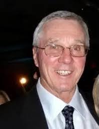 Robert Sherratt's Instagram, Twitter & Facebook