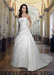 Dieses hochzeitskleid von essense of australia. 50 Schone Brautkleider Fur Eine Unvergessbare Hochzeit