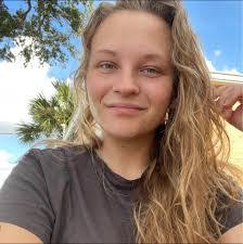 Ashley Noack's Instagram, Twitter & Facebook