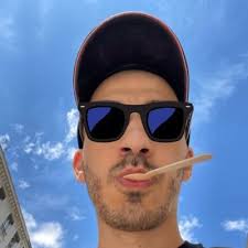 Michael Marcin (@EscJaeger)