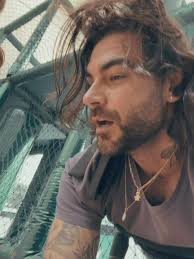 Hoy entiendo el verdadero sacrificio de un padre, de una madre., Hoy que he  decidido estar presente en la vida de mi hijo, ser parte de cada sonrisa,  de cada caída, de cada paso en su crecimiento, doy ...